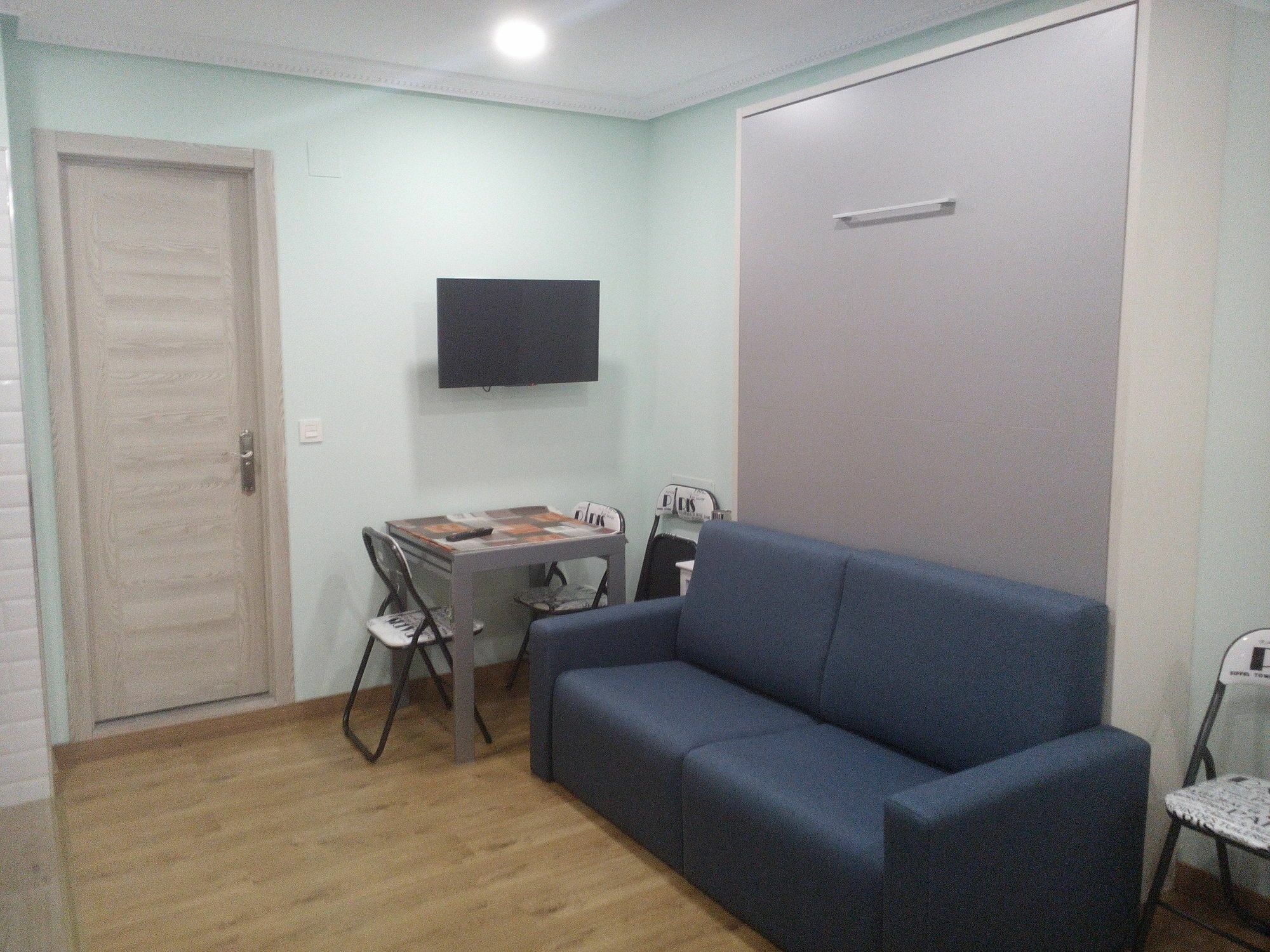 Apartamentos Mata7 莱昂 外观 照片
