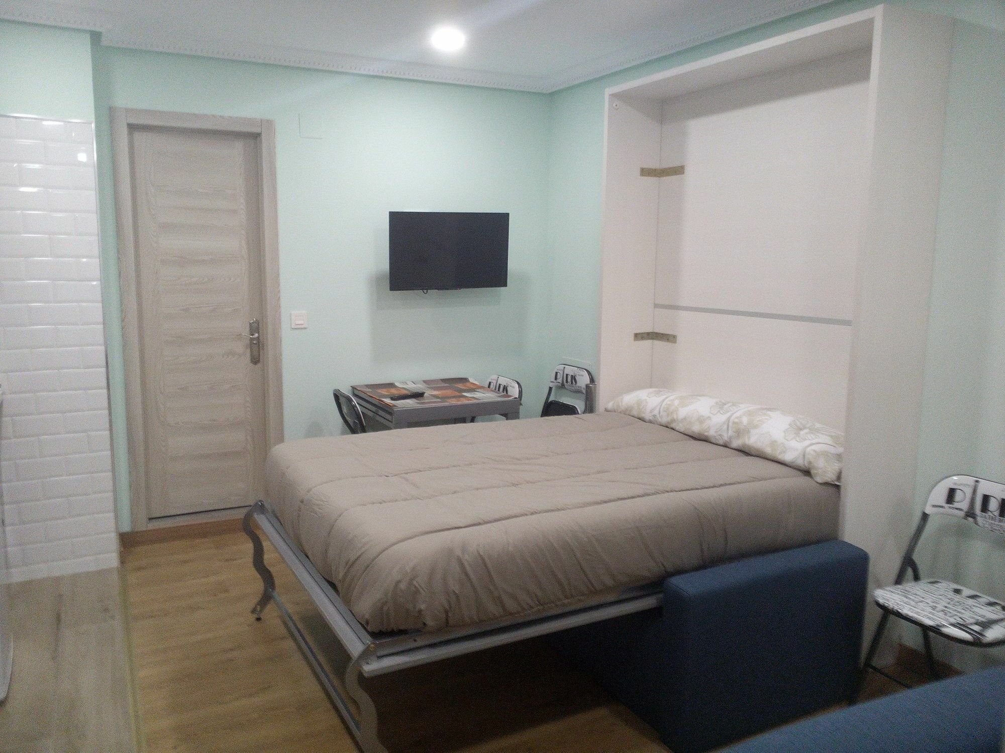 Apartamentos Mata7 莱昂 外观 照片